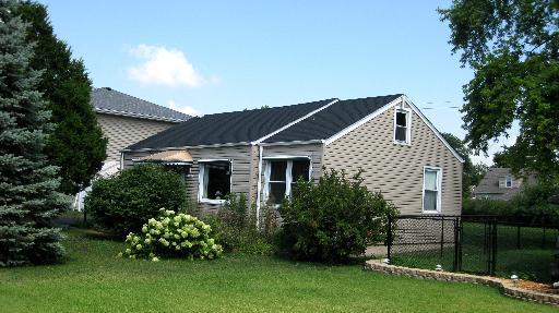 7004 W 96 St., Oak Lawn, IL 60453