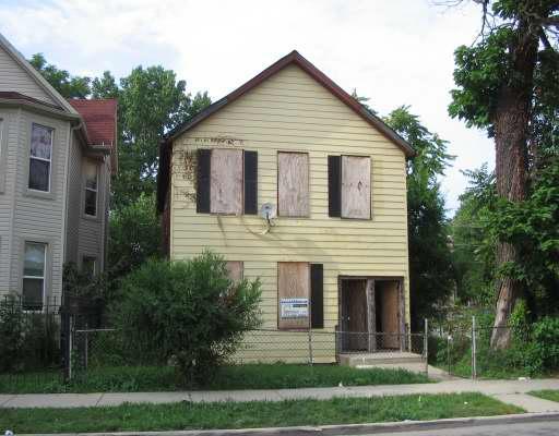 916 E 75th St., Chicago, IL 60637
