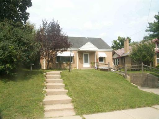 619 Salem St., Rockford, IL 61103