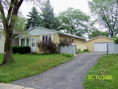 147 Austin Ave., Carpentersville, IL 60110