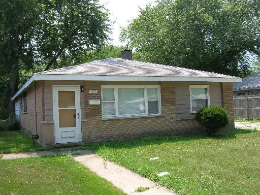 877 163rd St., Calumet City, IL 60409