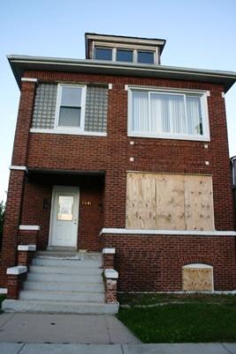 8341 S Saginaw Ave., Chicago, IL 60617