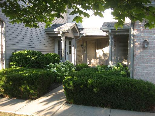 7049 Buchanan Dr., Gurnee, IL 60031