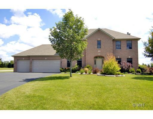 18N415 Carriage Way, Huntley, IL 60142