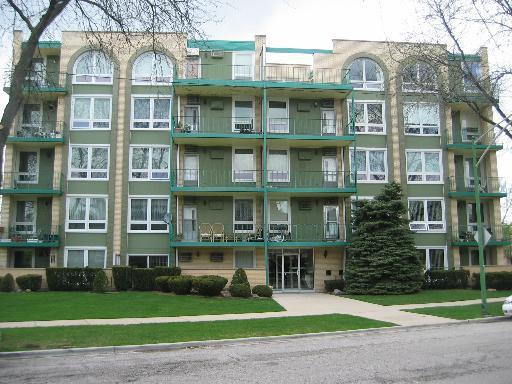 6141 W Higgins Ave. #4B, Chicago, IL 60630