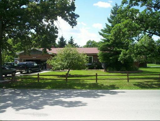 605 Porten Rd., Mchenry, IL 60050