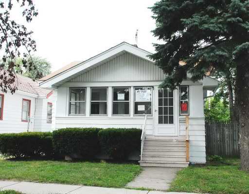 240 157th St., Calumet City, IL 60409