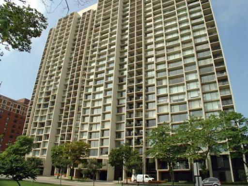 3200 N Lake Shore Dr. #611, Chicago, IL 60657