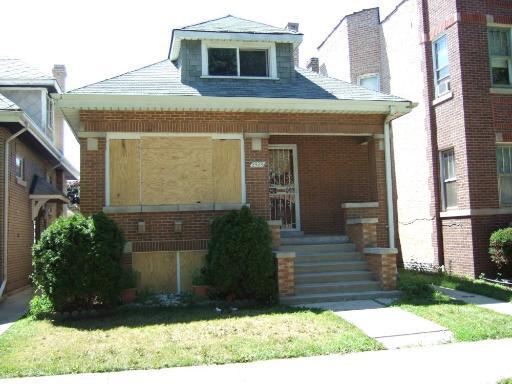 2928 N Menard Ave., Chicago, IL 60634