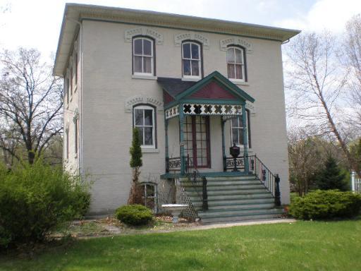 122 W Main St., Glenwood, IL 60425