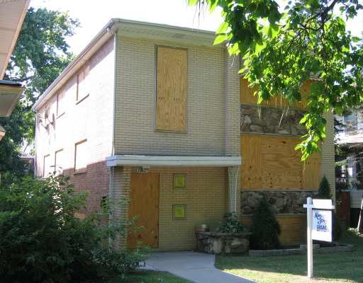 3822 N Lawndale St., Chicago, IL 60618