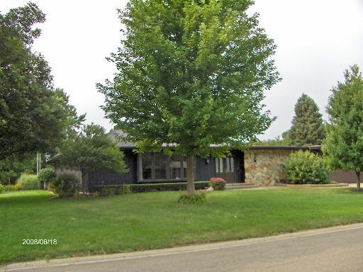 606 E Charles, Askum, IL 60911