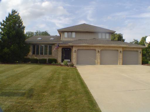3113 Edgecreek Dr., New Lenox, IL 60451