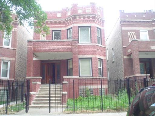 921 N Leclaire Ave., Chicago, IL 60651