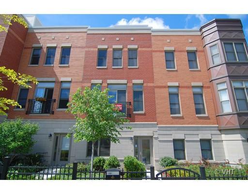 761 W 15th St., Chicago, IL 60607