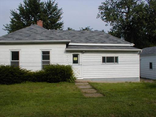 819 S Ottawa St., Earlville, IL 60518