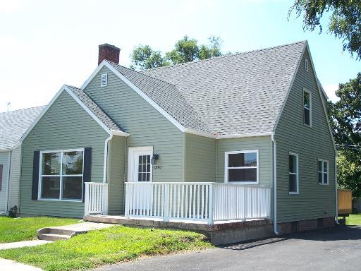 1341 N Kennedy Dr., Kankakee, IL 60901