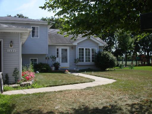 1424 Aspen Ln., Yorkville, IL 60560