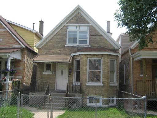 3551 W Beach Ave., Chicago, IL 60651