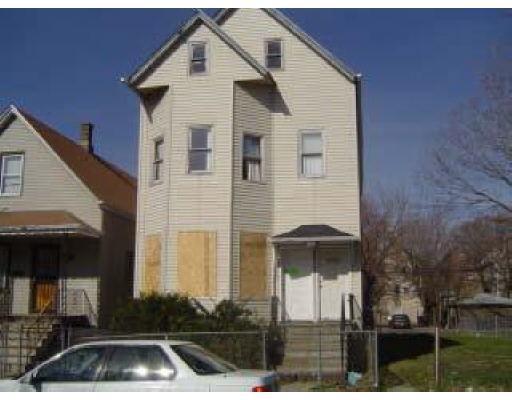 5318 S Wood St., Chicago, IL 60609