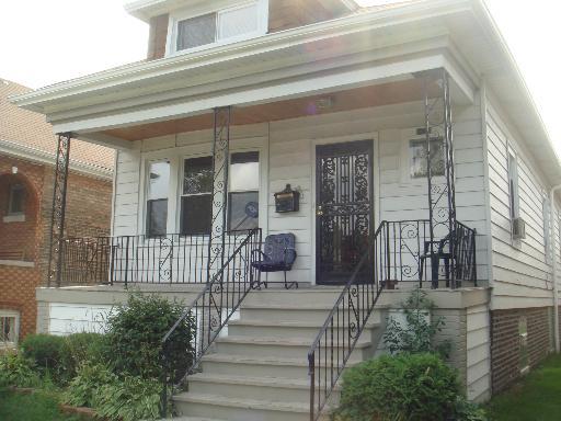 8418 S Essex Ave., Chicago, IL 60617