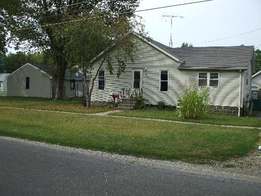 380 W Oak St., Coal City, IL 60416