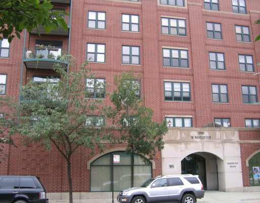 1301 W Washington Blvd. #208, Chicago, IL 60607