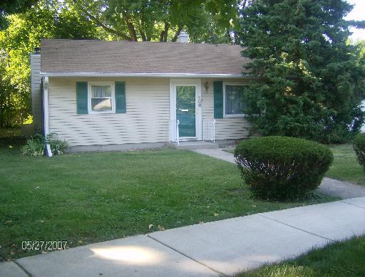106 N Buell Ct., Aurora, IL 60506