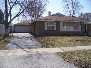 811 161st St., Calumet City, IL 60409