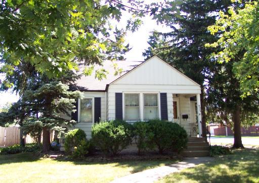 8859 S Sacramento Ave., Evergreen Park, IL 60805