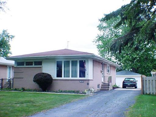 1181 S Chestnut Ave., Arlington Heights, IL 60005