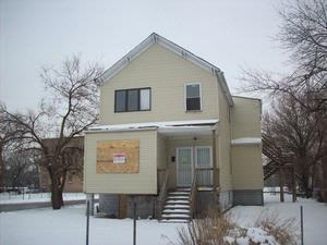 6758 S Emerald Ave., Chicago, IL 60621