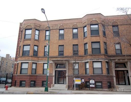 726 W Addison St. #3, Chicago, IL 60613