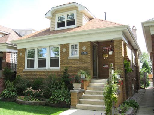 5821 W Henderson St., Chicago, IL 60634