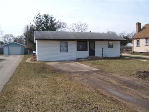 819 Ramona Ter., Machesney Park, IL 61115
