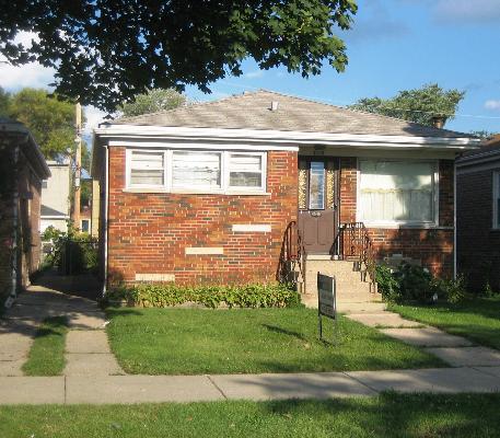 3225 N Avers Ave., Chicago, IL 60618