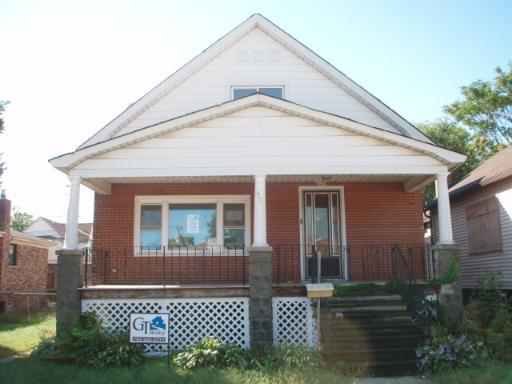 427 155th St., Calumet City, IL 60409