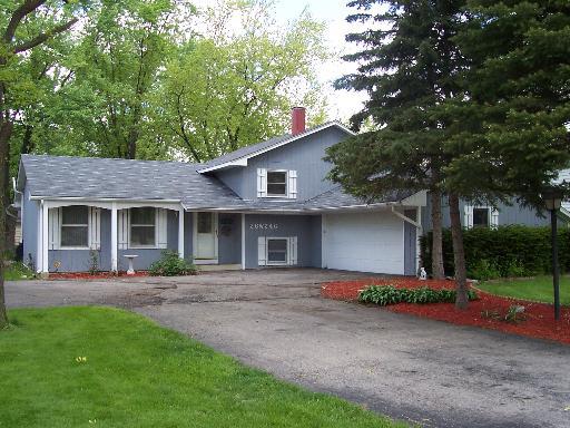26W246 Jewell Rd., Winfield, IL 60190
