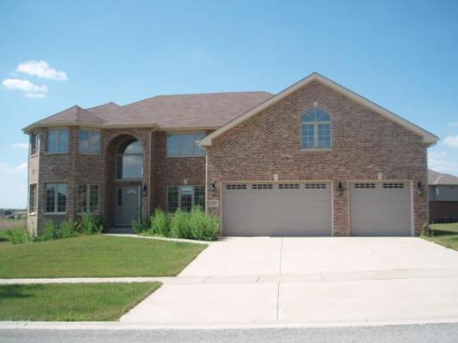 4862 Castle Dargan Dr., Country Club Hills, IL 60478