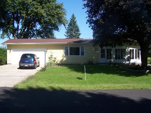 67 Strasma Dr., Kankakee, IL 60901