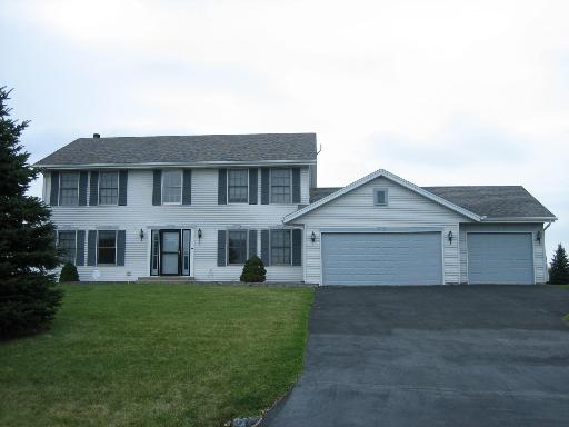 6127 Wild Rose Ln., Roscoe, IL 61073