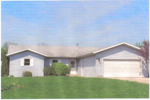 169 Valley View Dr., Seneca, IL 61360