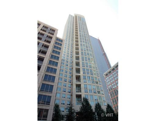 345 N Lasalle #903, Chicago, IL 60610