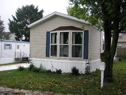 2336 Laurel Ln., Sycamore, IL 60178