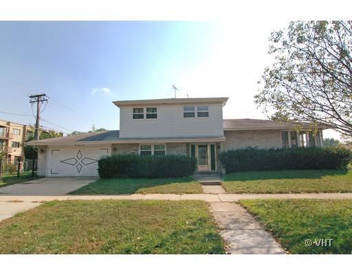10001 S Komensky Ave., Oak Lawn, IL 60453