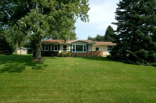 401 Laurel Dr., North Aurora, IL 60542