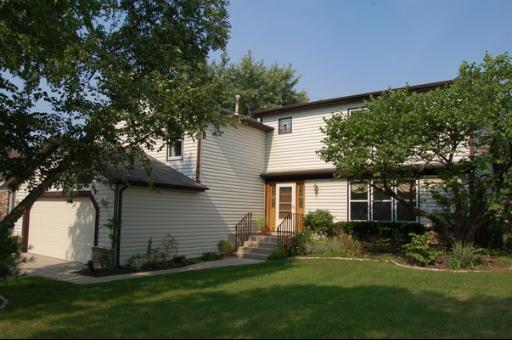 1878 Deere Ln., Glendale Heights, IL 60139