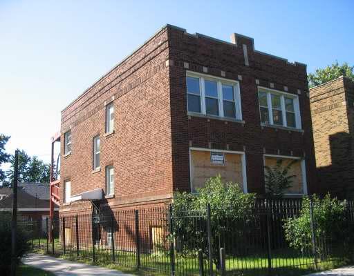 2229 W Marquette Rd., Chicago, IL 60636
