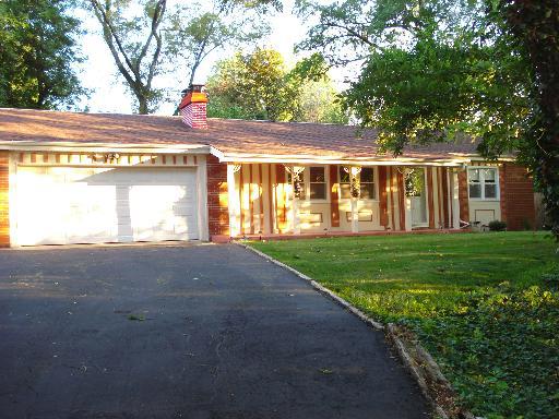 104 Old Elm Rd., Joliet, IL 60433