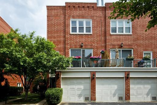 1829 W Oakdale Ave. #B, Chicago, IL 60657